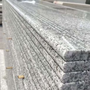 铜仁芝麻白楼梯踏步 花岗岩楼梯板材