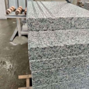 铜仁芝麻白楼梯踏步