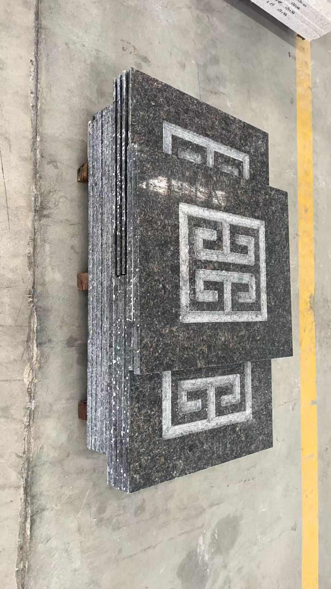 铜仁英国棕回纹雕刻版